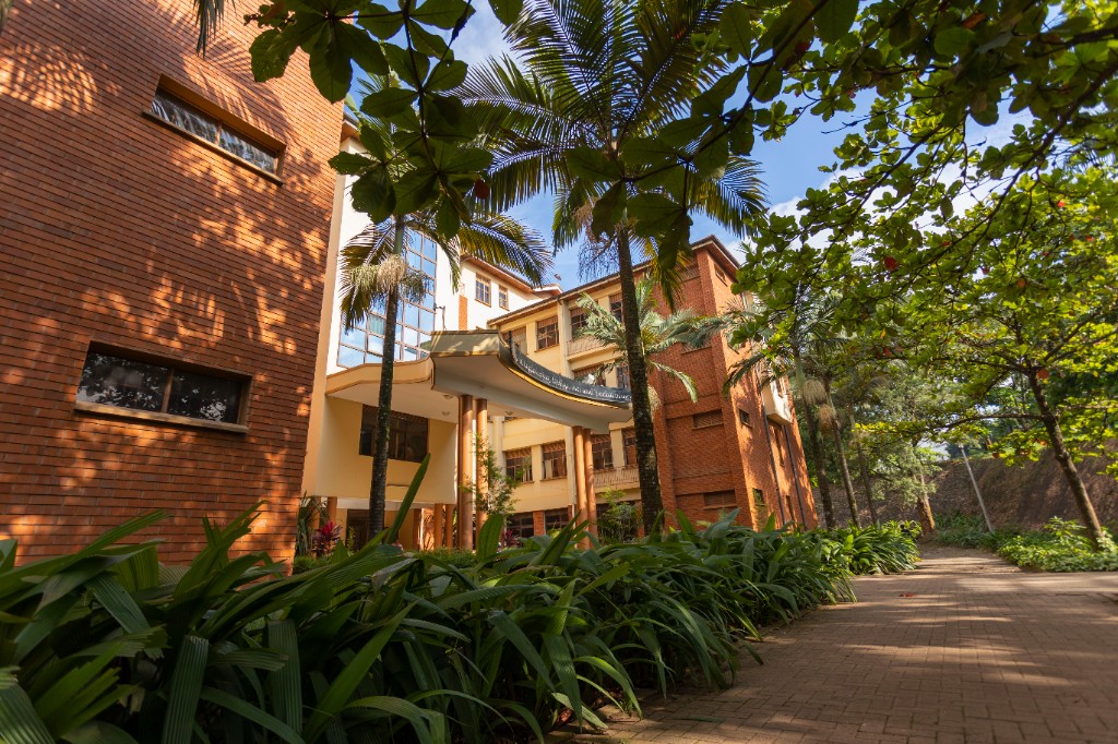Campus architecture and grounds
